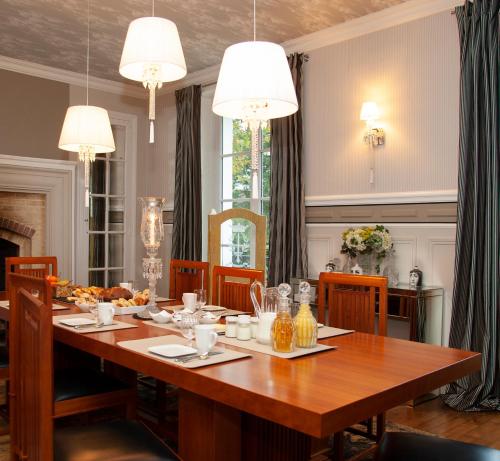 บริการและสิ่งอำนวยความสะดวก, L’orée du bois des rois (L’oree du bois des rois) in อูรี