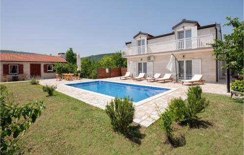 Awesome Home In Poljica Imotska With Outdoor Swimming Pool