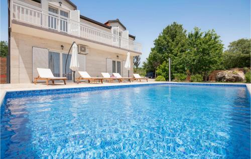 Awesome Home In Poljica Imotska With Outdoor Swimming Pool