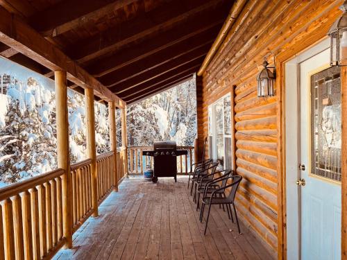 Balsam Hill Lodge - Sleeps 15