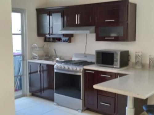 Three-Bedroom House image 10