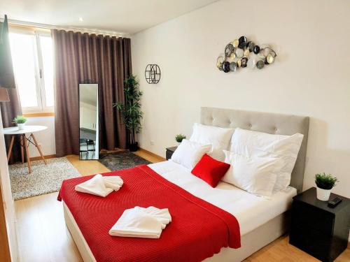 Big flat in the BEST location 3F