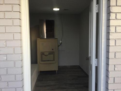 Americas Best Value Inn Muskogee - image 11