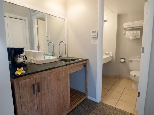 Royal Kona Resort - image 10