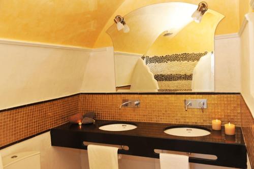 Caldera View Private Villa - image 6