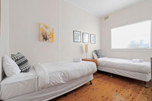 Two-Bedroom House image 6
