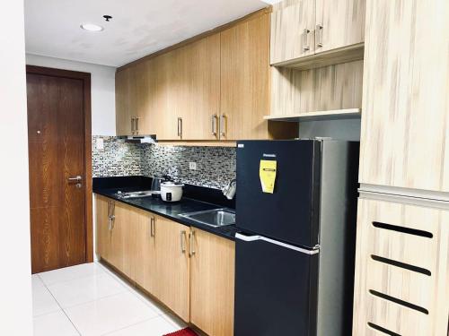 Kitchen, Shell Residence MOA Manila by JO Alano near SM Mall of Asia