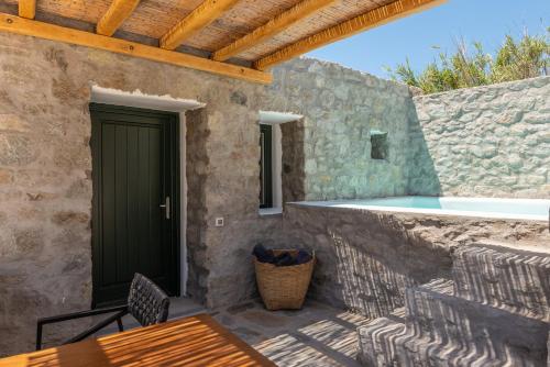  Mykonos Drops in Platis Gialos