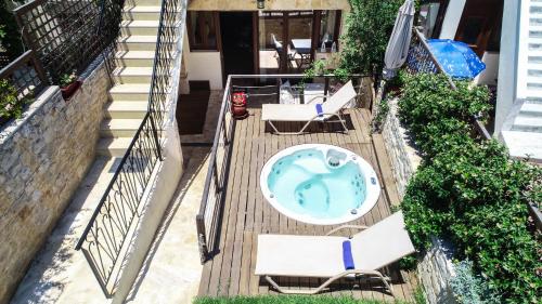 Arhontariki Luxury Apartments – Panormo, OK