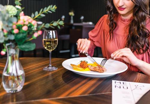 贝赛中庭酒店 贝赛中庭酒店