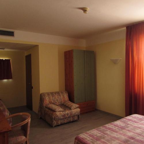Classic Quadruple Room