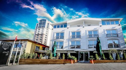 Koza Suite Hotel - image 2