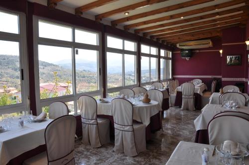 Étterem, Apartamentos El Mirador Del Soto in Sotoserrano