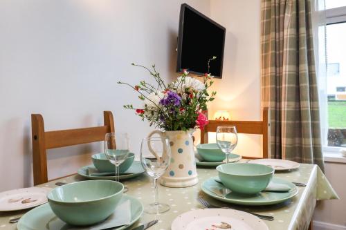 Queen Bower Farm Lodge in Arreton and Newchurch