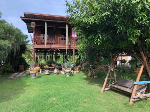 Metha Country View Homestay Singburi