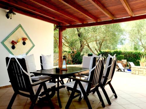 Villa Kardasis 4
