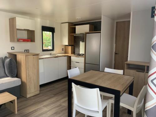 Camping les Lacs d'Armagnac in Aush