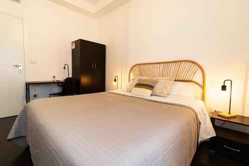 Double Room image 4