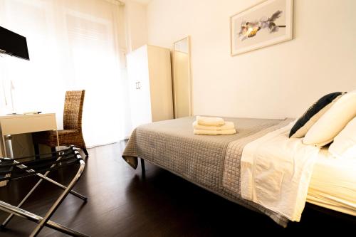Single Room image 5