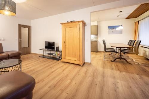 LAAX Homes - Val Signina 3-28 - Apartment - Laax