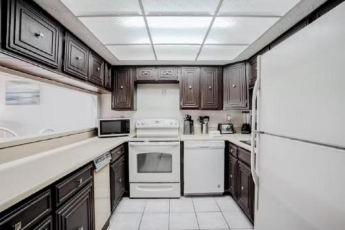 Pelican Inlet C222 condo in St. Augustine, USA