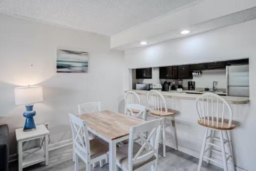 Pelican Inlet C222 condo in St. Augustine, USA