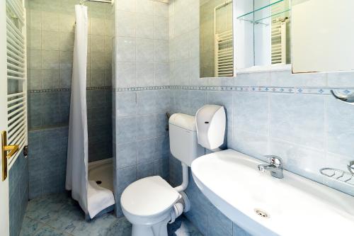 Napfeny Hotel - image 11