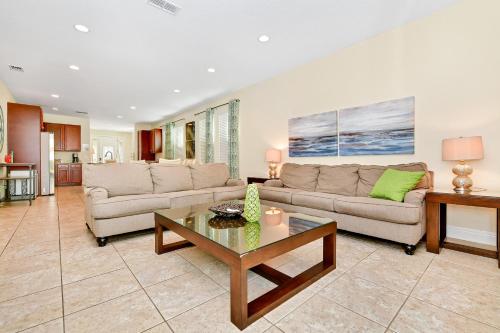 Splendid Home by Rentyl with Private Pool near Disney - 430N - image 5