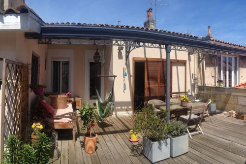 CALME , PROCHE du Centre, Grande Terrasse, Petit déjeuner, Bordeaux (zdjęcie 5)