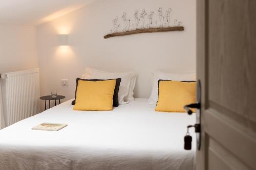 Small Double Room - Côté Cour