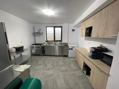 virtuve, Casa Balcescu - INCHIRIERE INTEGRALA in Rotărăşti