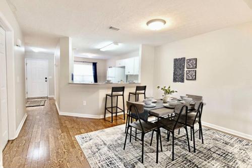 The Home Place & Prime Location Near I-20 in Martinez, USA
