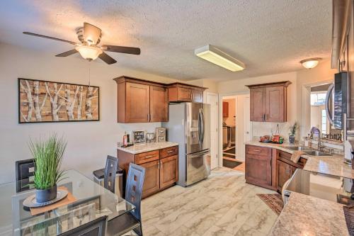 Charming Nashville Home about 6 Mi to Downtown! in Nashville, USA