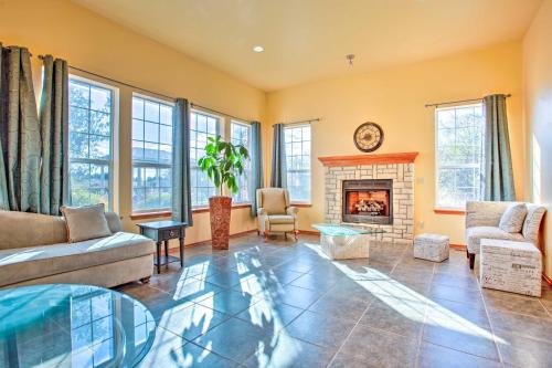 Spacious Oklahoma Country Estate on 2 Acres! in Moore, USA