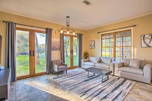 Charming Gainesville Retreat Barn, Horses Welcome in Gainesville, USA