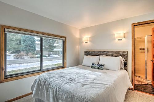 Bright Eagle-Vail Escape with Deck and Mtn Views!