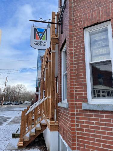 Auberge du Monde in Trois-Rivieres (QC)