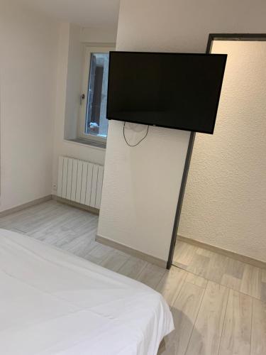 Appartement 1er Etage 42m2 hyper centre ville / parking gratuit