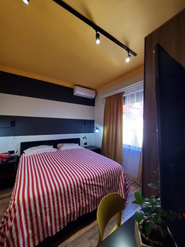 Helga’s Sunset apartment, Tirana (photo 10)