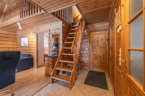 Chalet familial accueillant avec cheminee et sauna in Levi