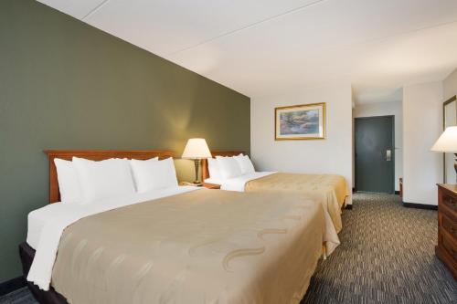 Quality Inn Joliet - image 10