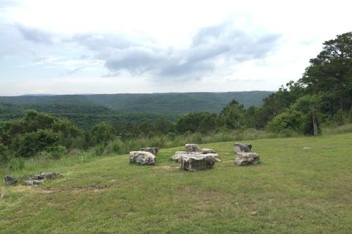 Stone Wall Mountain in Eureka Springs, USA