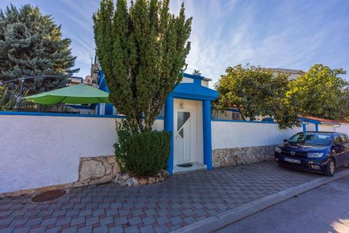  Apartments with a parking space Banjole, Pula - 14391 in Pula