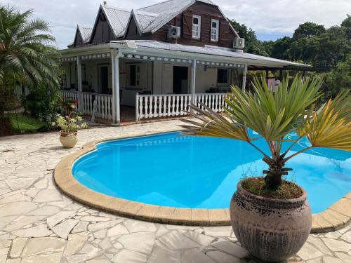 Villa avec piscine et spa Montebello Petit-Bourg - Location, gîte - Petit-Bourg