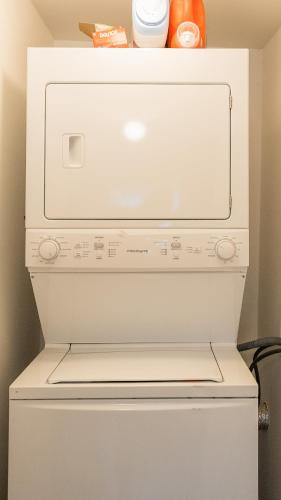 Hip Duplex Near UAB Perfect For Groups Hip Duplex Near UAB Perfect For Groups