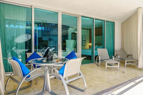 Boutique Suites 3 min walk to beach in Miami Beach, USA