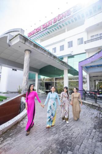 Khách Sạn Bông Sen