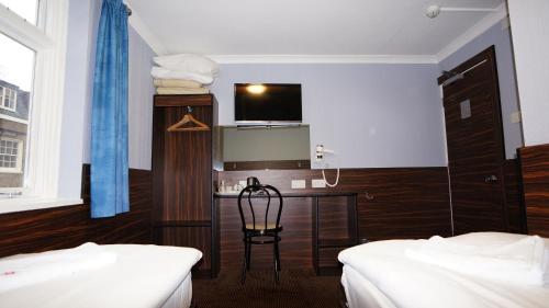 Crestfield Hotel - image 3