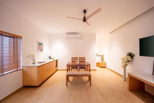 Shatam Jeeva - Ayurveda Wellness Retreat, Jhansi