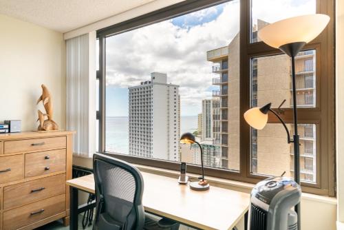 Deluxe Waikiki Banyan Condos - Free Parking & Wifi - image 12